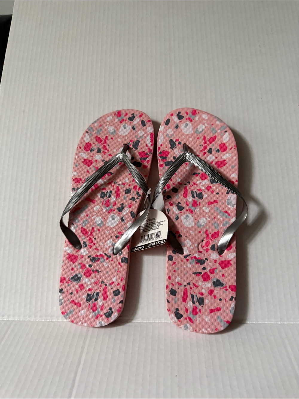 Women’s Pink Patterned Flip Flop Slippers
